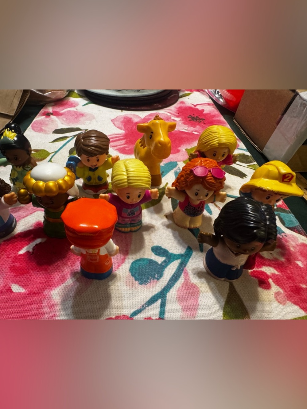 Little People Lot Of 11: Emma, Barbie, Mom, Train Conductor, Wiseman, Giraffe ++